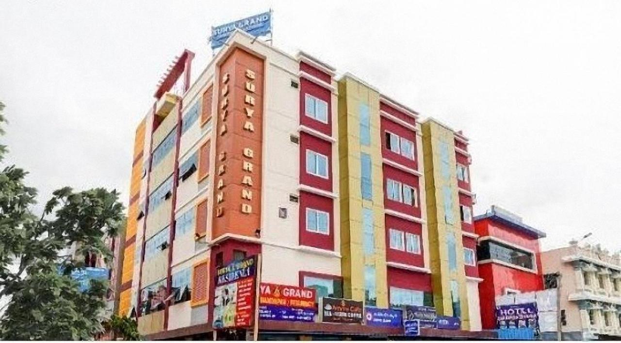 Surya Grand Tiruchanoor Tirupati Bagian luar foto