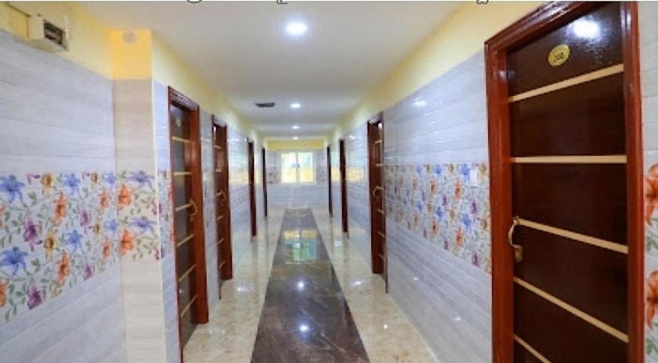 Surya Grand Tiruchanoor Tirupati Bagian luar foto