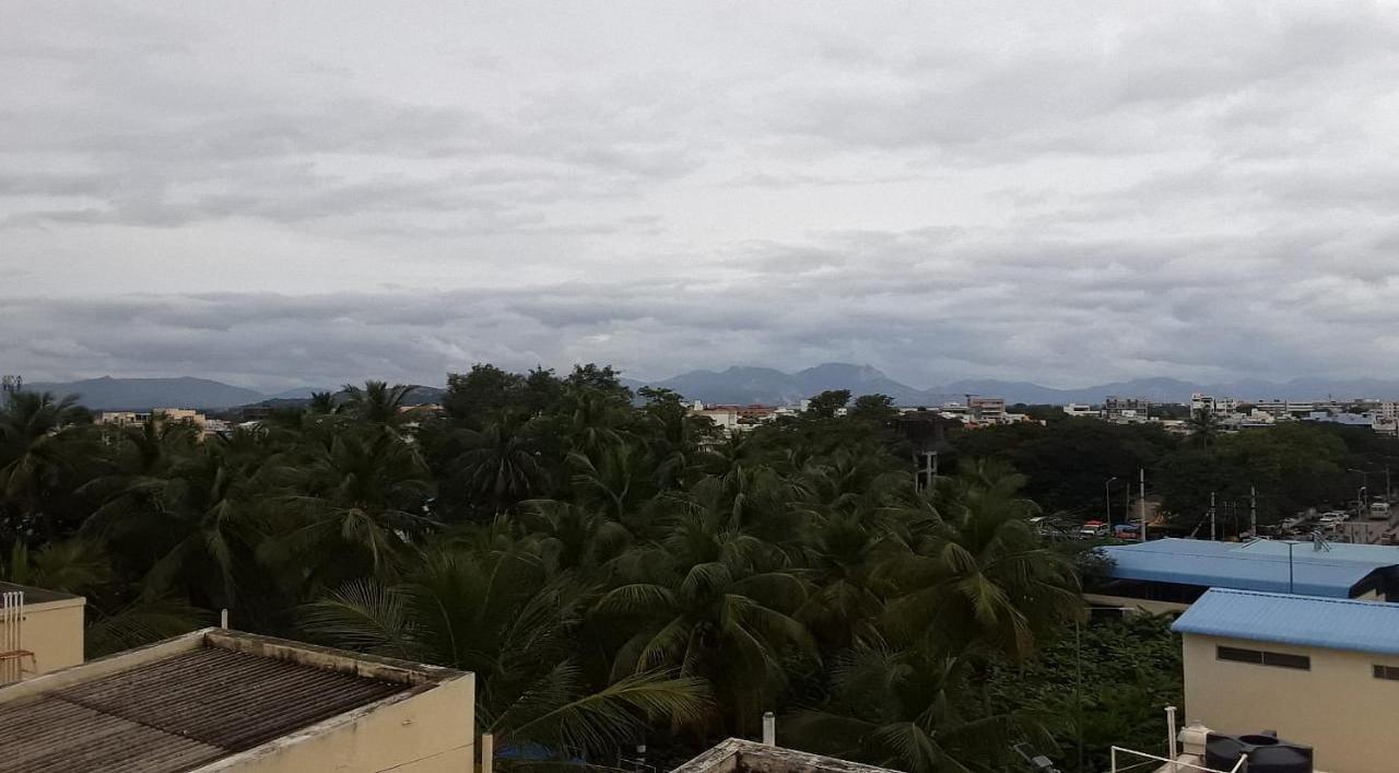 Surya Grand Tiruchanoor Tirupati Bagian luar foto